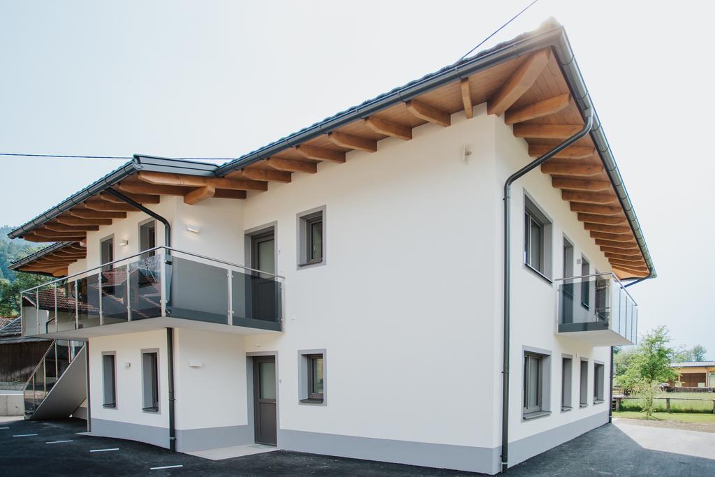 Apartmenthaus Strasswirt De Luxe Tröpolach Dış mekan fotoğraf