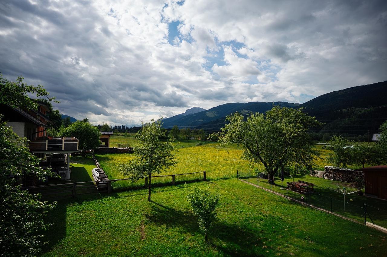 Apartmenthaus Strasswirt De Luxe Tröpolach Dış mekan fotoğraf
