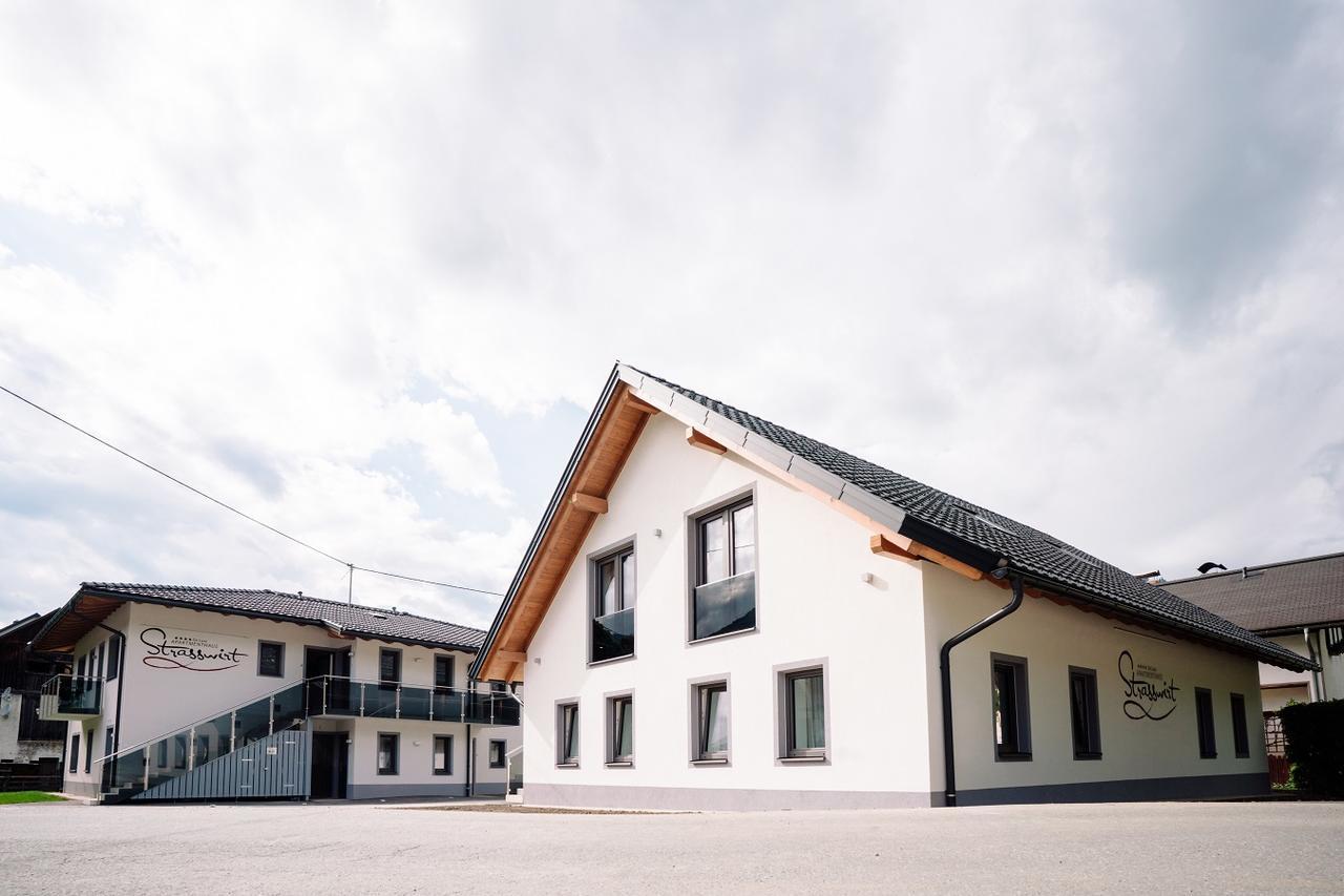 Apartmenthaus Strasswirt De Luxe Tröpolach Dış mekan fotoğraf
