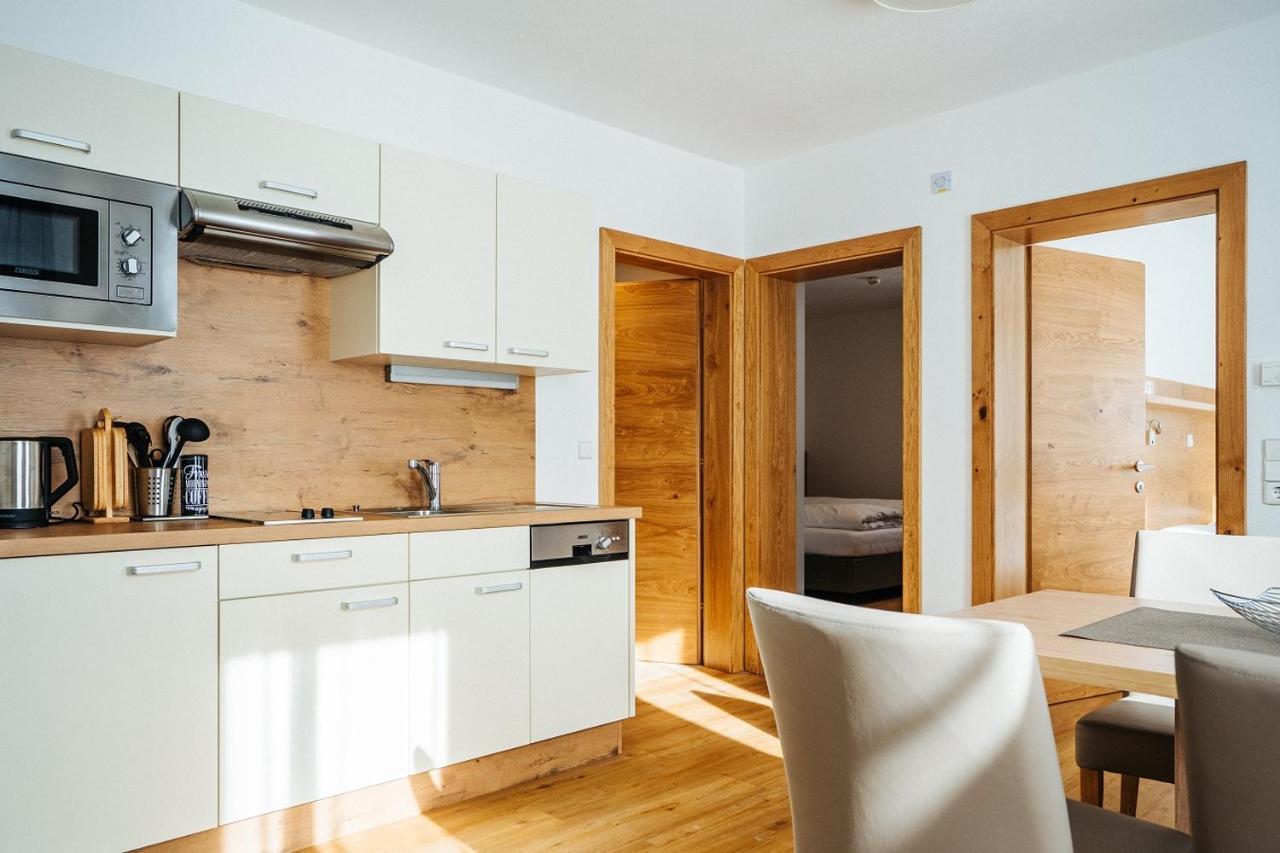 Apartmenthaus Strasswirt De Luxe Tröpolach Dış mekan fotoğraf