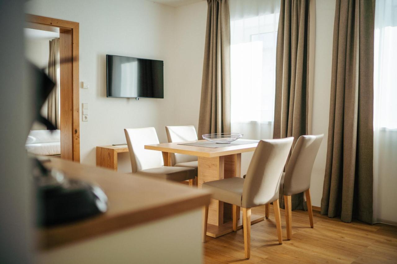 Apartmenthaus Strasswirt De Luxe Tröpolach Dış mekan fotoğraf