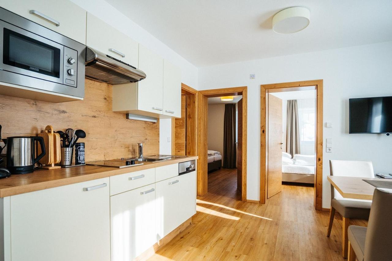 Apartmenthaus Strasswirt De Luxe Tröpolach Dış mekan fotoğraf
