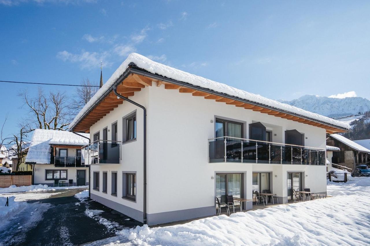 Apartmenthaus Strasswirt De Luxe Tröpolach Dış mekan fotoğraf